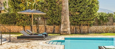 Villa (3 Bedrooms) | Exterior