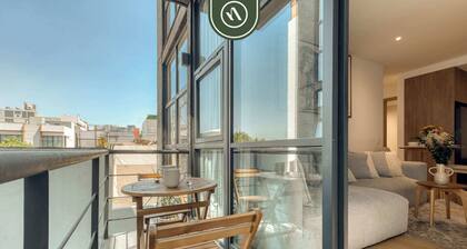 Centric 2 BR Condo - Gym - Open Air Cinema