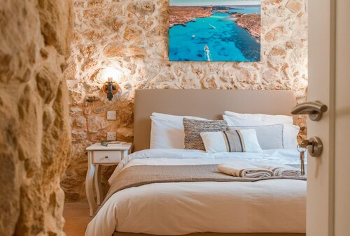 Villa Oliva Sleeps 8 With Gym
