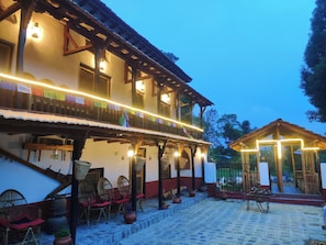 Exterior - Balthali Heritage Inn  (Balthali)