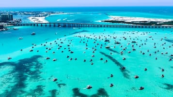 Playa en los alrededores