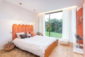 4 chambres, fer et planche à repasser, lit parapluie, Wi-Fi