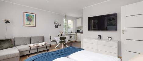1 bedroom, iron/ironing board, WiFi, bed sheets
