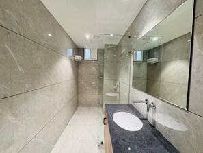 Deluxe-Doppelzimmer | Badezimmer