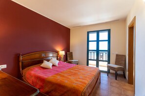 Vil·la Deluxe, 3 dormitoris, piscina privada, vistes a l'oceà | 3 dormitoris, planxa i posts de planxar, wifi gratuïta i roba de llit