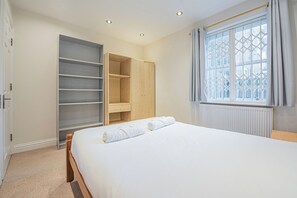 2 Schlafzimmer, Bügeleisen/Bügelbrett, WLAN, Bettwäsche