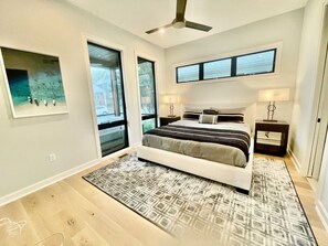 5 間睡房、免費 Wi-Fi