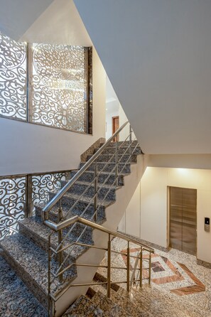 Lift - Aadat Hotel Near Artemis Hospital Gurgaon (Gurugram)