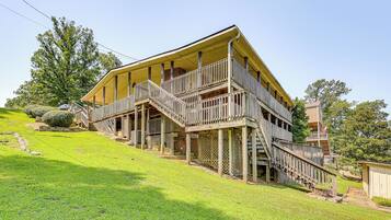 House (3 Bedrooms) | Depan hartanah