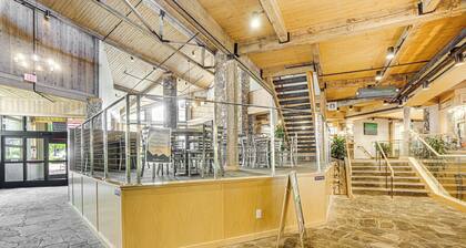 Hike, Bike & Explore: Wintergreen Resort Condo