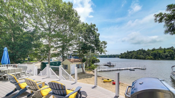 Unclassified image, 1 of 30, button - Plymouth Getaway w/ Private Lake Beach + Kayaks! (Plymouth)