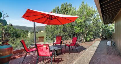 Hot Tub & Mountain Views: Spacious Home in Sedona