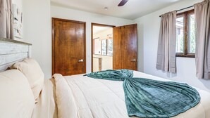 Rumah (5 Bedrooms) | Interior