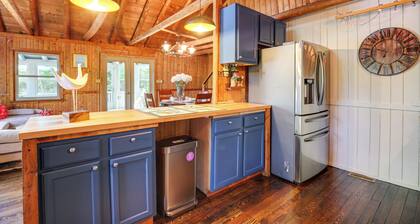 Lakefront Lusby Home w/ Fire Pit: 3 Mi to Beach!