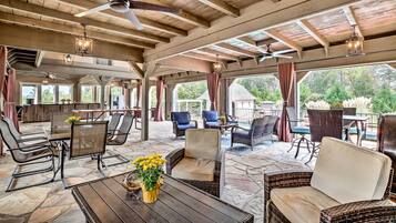 Apartment (0 Bedroom) | Interior