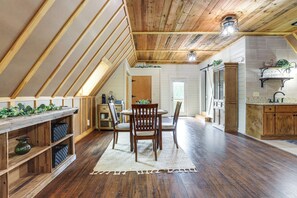 Interior - Lake Allatoona Area Studio w/ 2 Decks & Farm Views (Cartersville)