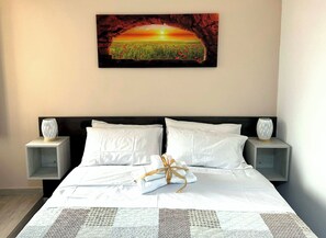 2 chambres, matelas mémoire de forme, bureau