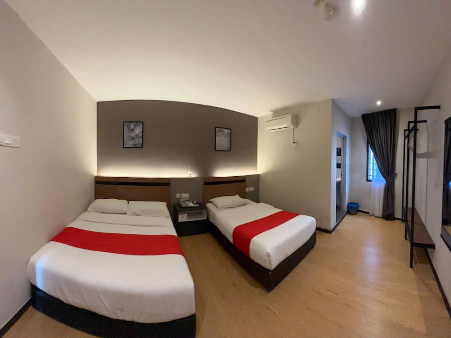 Triple Room | Bed sheets