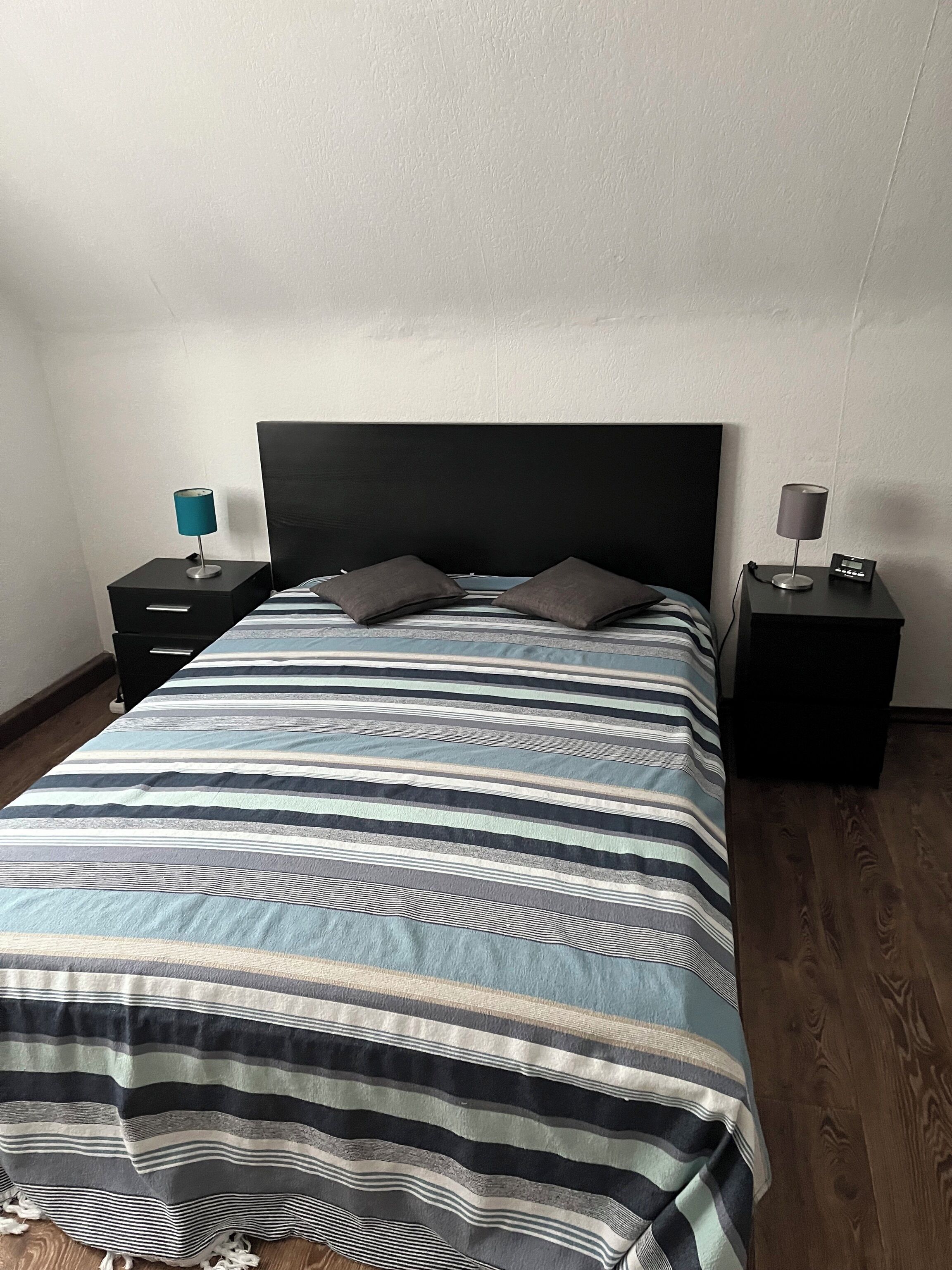 2 Schlafzimmer, Schreibtisch, WLAN, Bettwäsche
