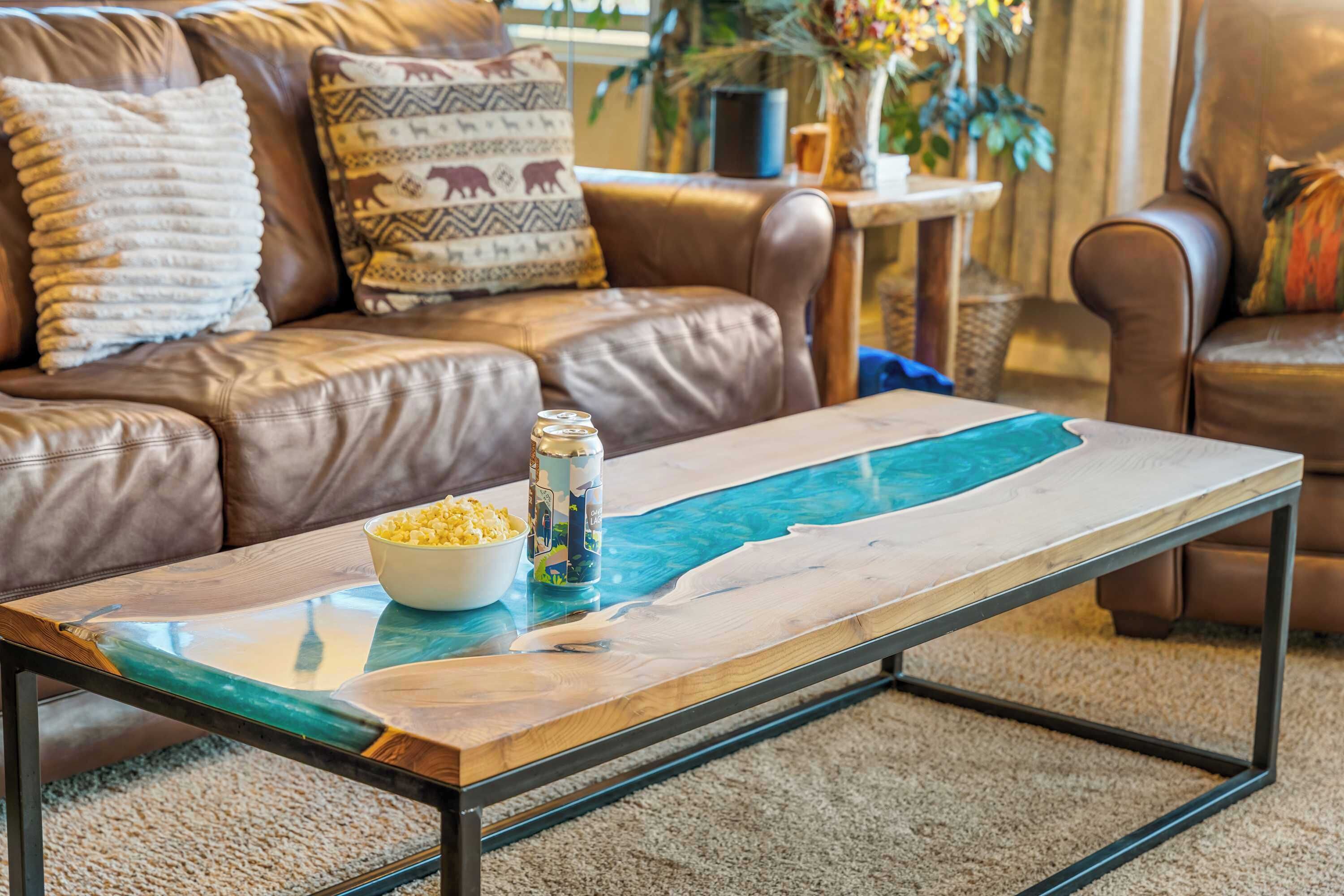 Fernseher, Kamin, Stereoanlage, Arbeitsbereiche