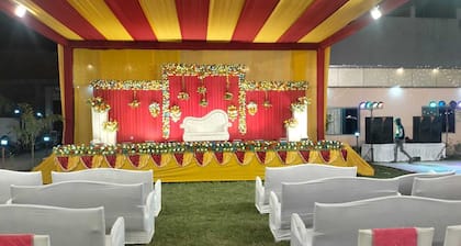 Shiv Kashi Lawn And Guest House