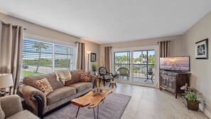 Living area - Salty Soldi 2 Bedroom Condo by RedAwning (Siesta Key)