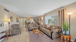 Condo, 2 Bedrooms | Interior