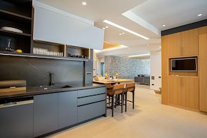 Villa | 19 bedrooms - Ocean View Luxury Villa (Malevizi)