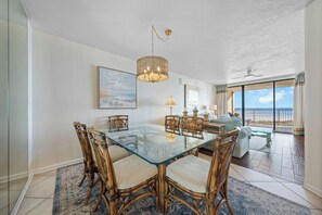 Family Condo, 3 Bedrooms, Pool Access, Beach View | In-room dining