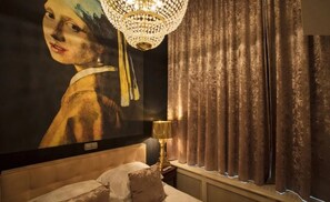 2 soveværelser, skrivebord, strygejern/strygebræt, weekendseng