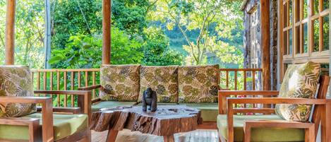 Family Cottage, Mountain View | Terrace/patio