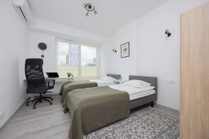 Interior - Widok na Centrum & Parking by Renters (Warsaw)