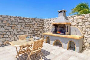 Restauration extérieure