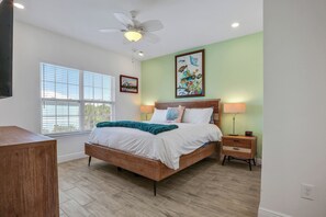 7 habitaciones, escritorio, tabla de planchar con plancha y wifi 