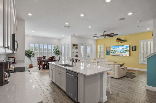 Margaritaville Heated Pool &Spa, 3 mile to Disney