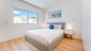 3 quartos, ferros/tábuas de passar roupa, Wi-Fi de cortesia