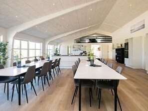 House | Dining