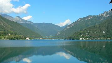 Pemandangan dari properti