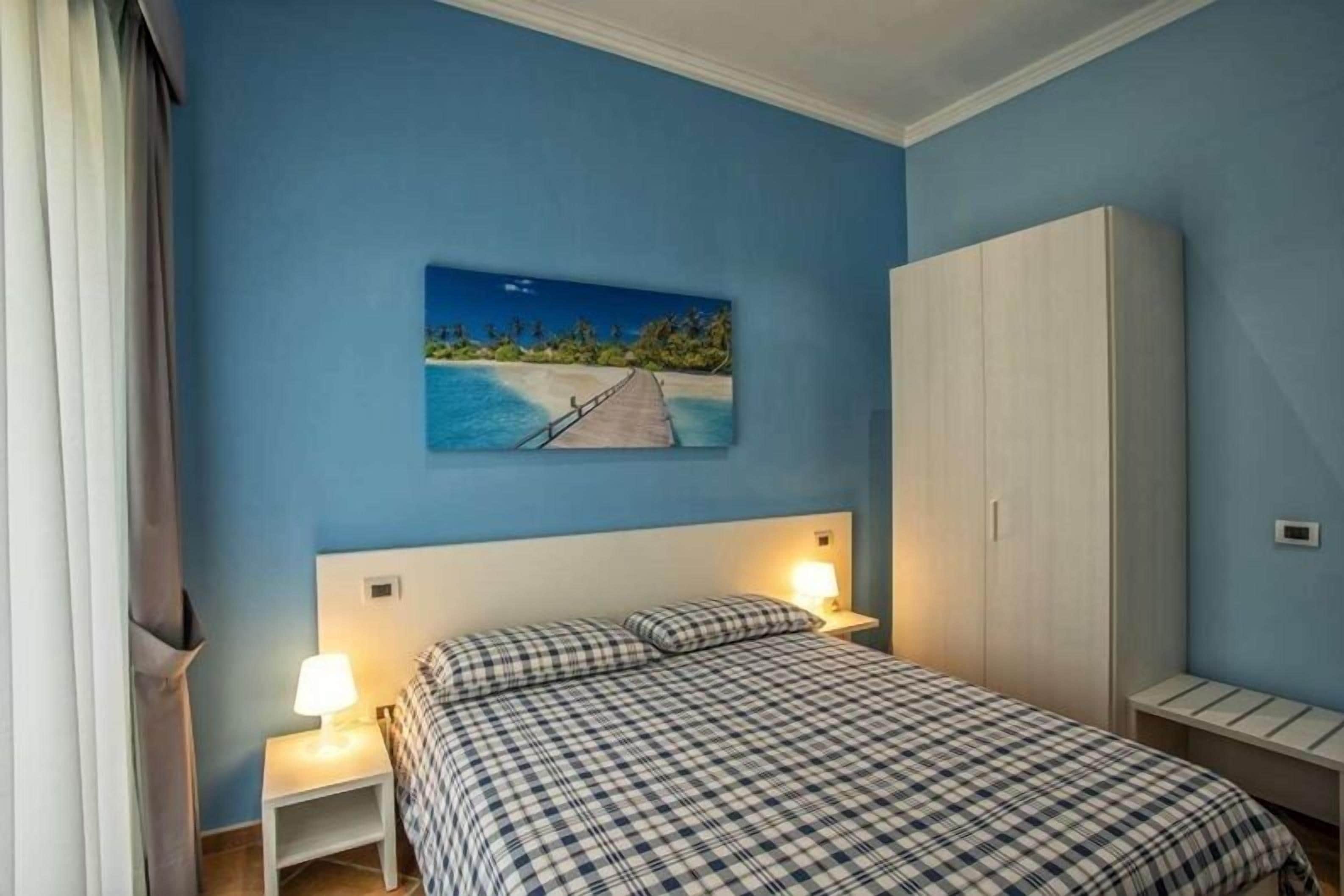 Doppel- oder Zweibettzimmer, Hügelblick