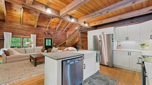 Interior - Perfect Getaway Surrounded by Nature in Maggie Valley NC! (Maggie Valley)