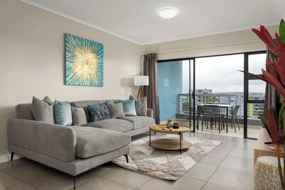 2 Bedroom In the Heart of Century City | Pool