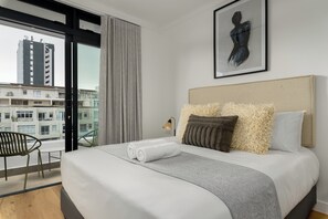 1 Schlafzimmer, Zimmersafe, Bügeleisen/Bügelbrett, Internetzugang
