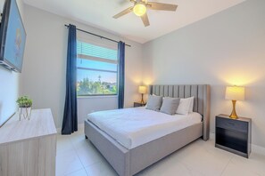 3 soverom, strykejern/-brett, reiseseng for barn og wi-fi (inkludert)