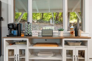 Interior - Spacious 5BR Family Getaway 10min to Mt. Snow on Shuttle to Mtn (Wilmington)