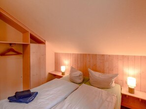 3 bedrooms