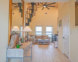 Smart TV - Beautiful ICW Home in Sargent: Gulf Views, Fishing Haven, and Beach Bliss (Sargent)