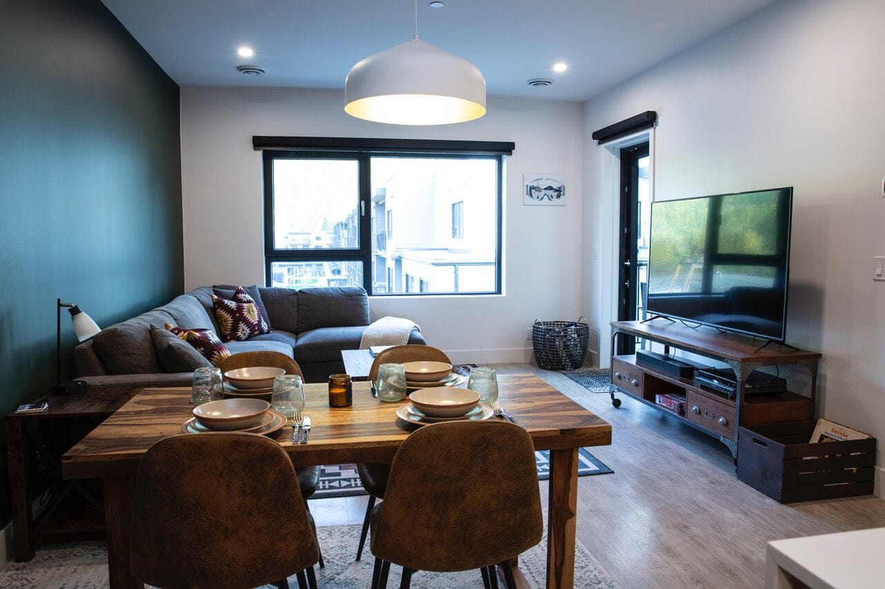 Condo | In-room dining