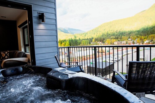 Revy Rendezvous by Revelstoke Vacations