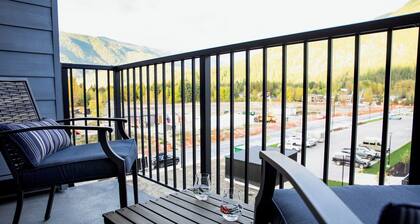 Revy Rendezvous by Revelstoke Vacations