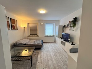 Living area - Zentrale Wohnung In Krefeld (Krefeld)